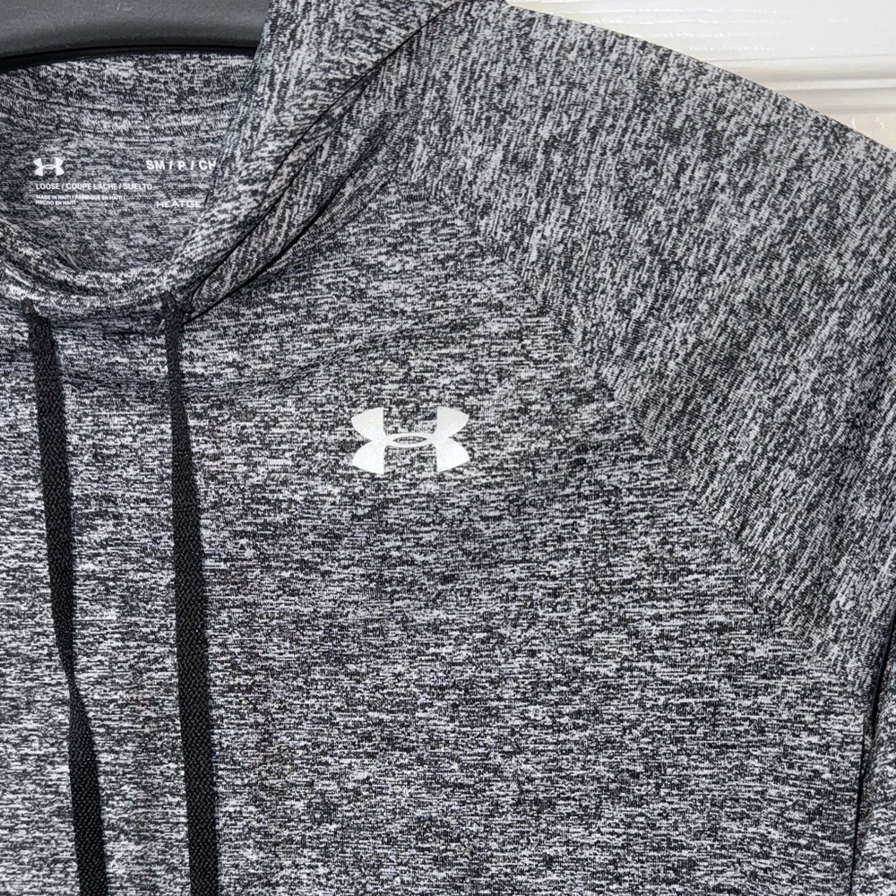 Under Armour Heat Gear Hoodie - Picture 6 of 9